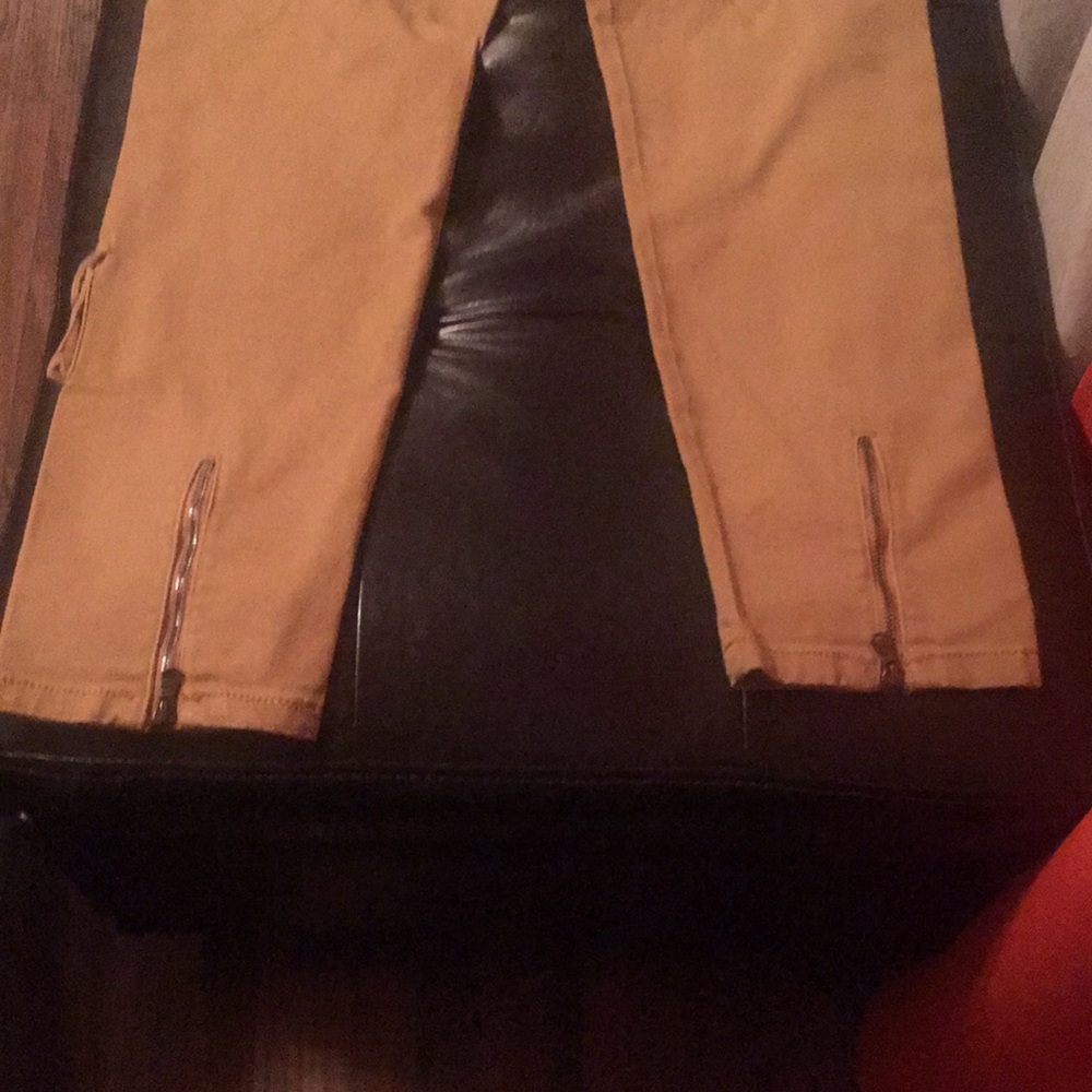 Khaki KDNK Joggers